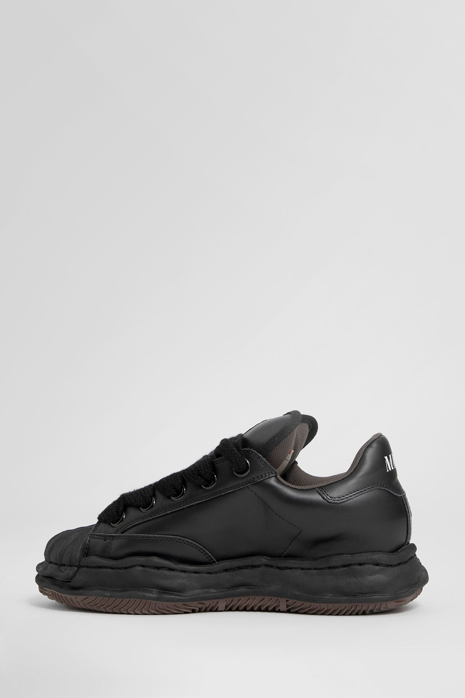 Maison Mihara Yasuhiro - Blakey Leather Low-Top Sneakers