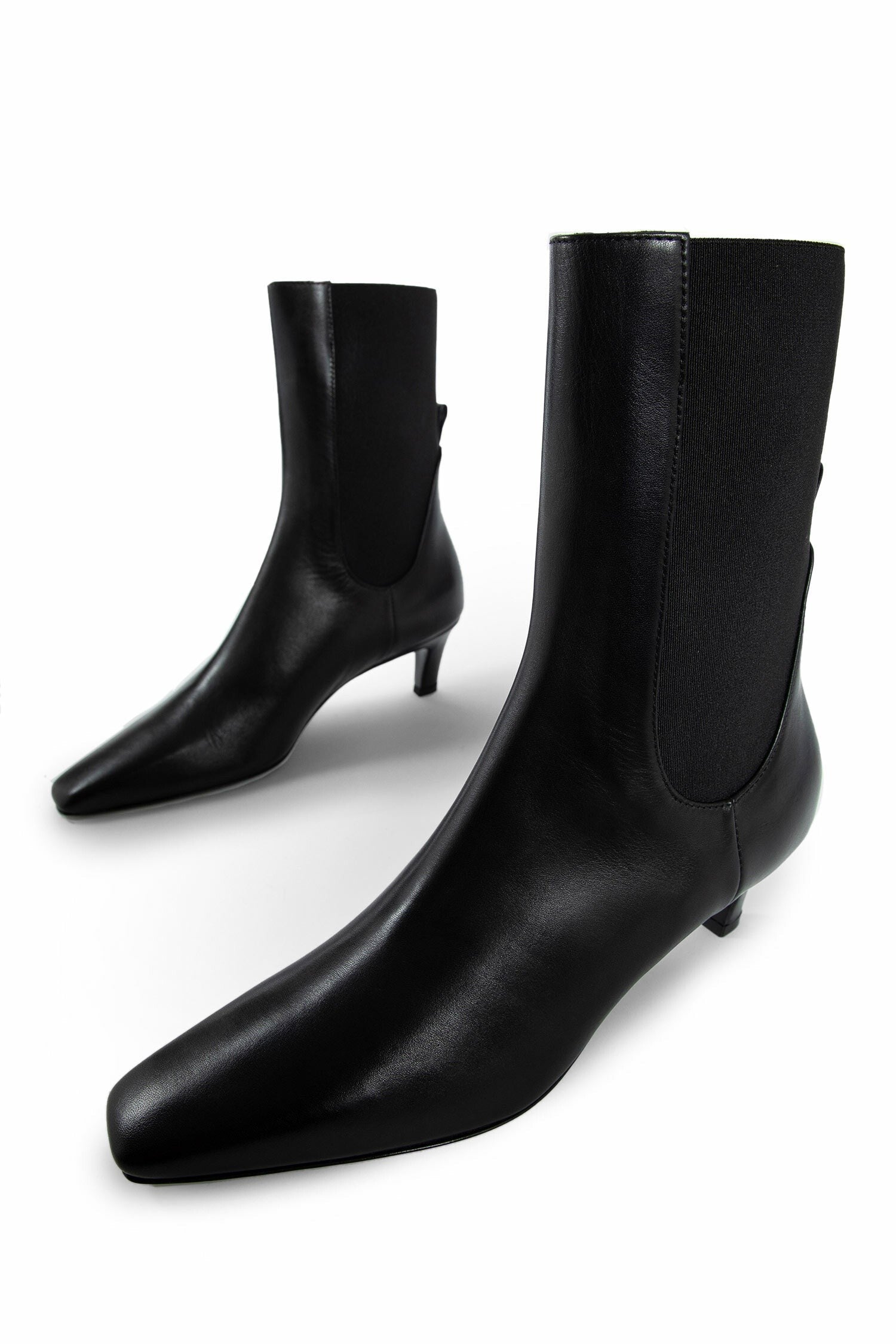 Toteme - Mid Heel Leather Boots