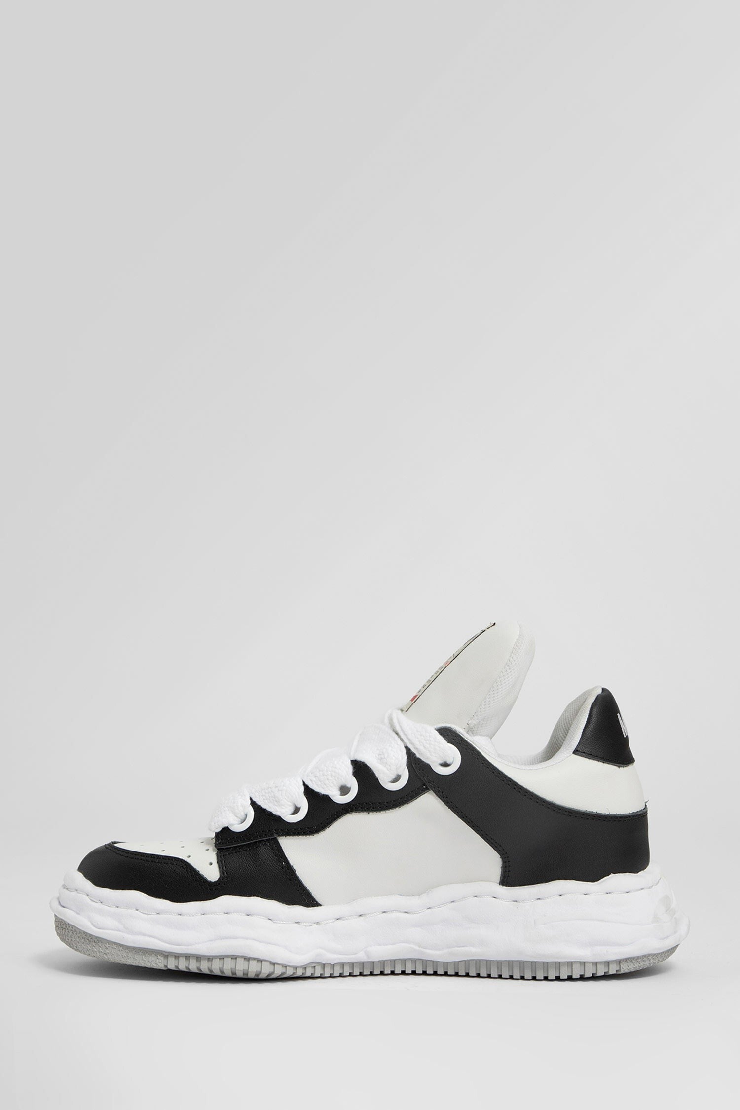 Maison Mihara Yasuhiro - Wayne Puffer Leather Low-Top Sneakers