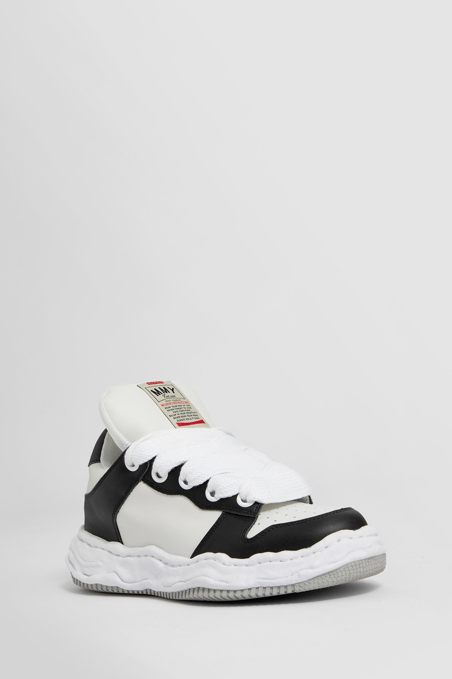 Maison Mihara Yasuhiro - Wayne Puffer Leather Low-Top Sneakers